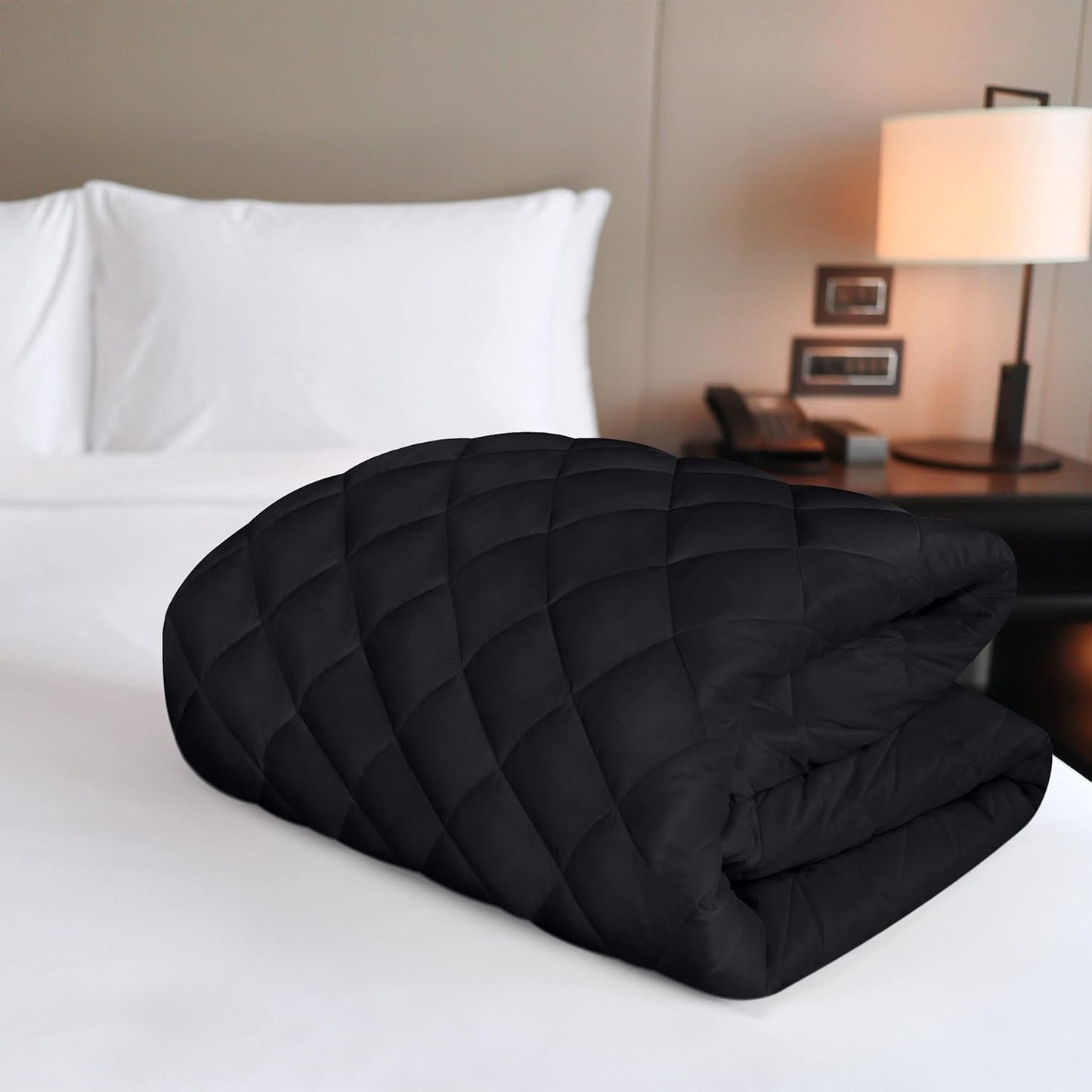 Quilted Fitted Mattress Pad, Queen Mattress Protector Topper with Deep Pocket Stretches up to 16 Inches, Machine Washable Mattress Cover by Utopia Bedding (White)