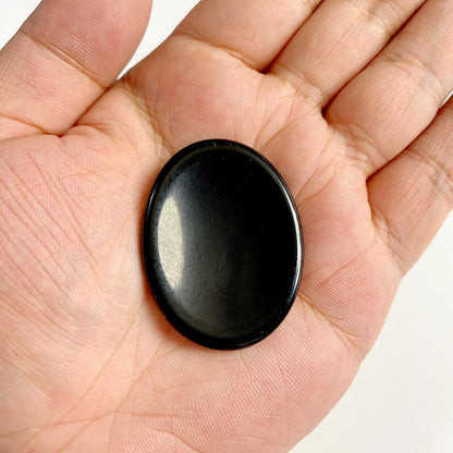 6PCS Thumb Worry Stone for Anxiety Healing Crystals Sets, Hand Carved Crystals and Healing Stones, Meditation Crystal Reiki Natural Relax Palm Stone for Anxiety Therapy Relief