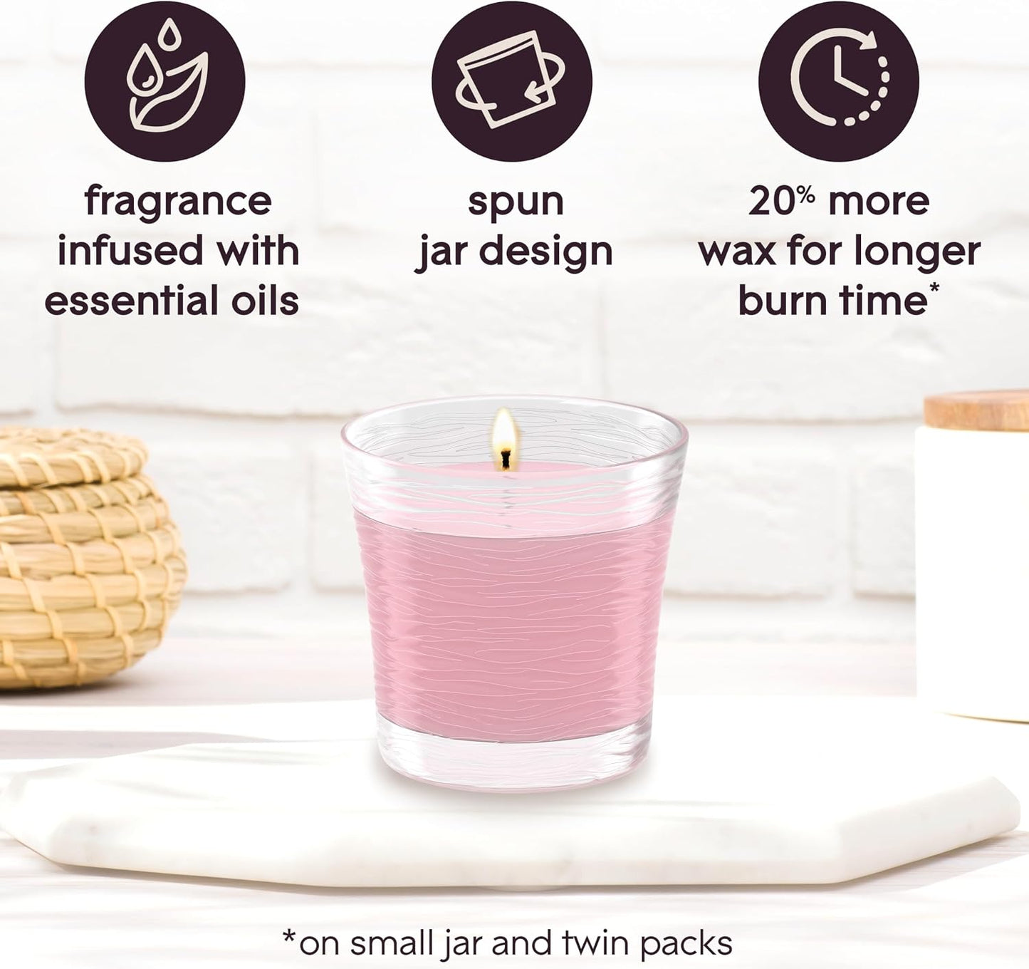 Glade 1-Wick Scented Candle Jar, Clean Linen, Air Freshener Infused with Essential Oils, 4.08 Oz, 2 Count