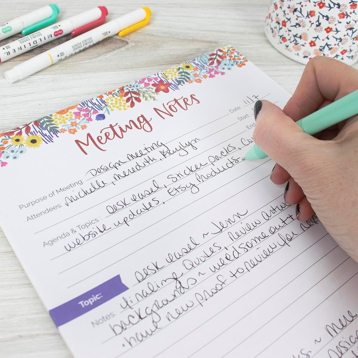 bloom daily planners Horizontal Weekly To Do List Notepad with 60 Undated Sheets - Weekly Desk Planner or Chore Pad with Priorities & Habit Tracker - 8.5” x 11” - Pastel