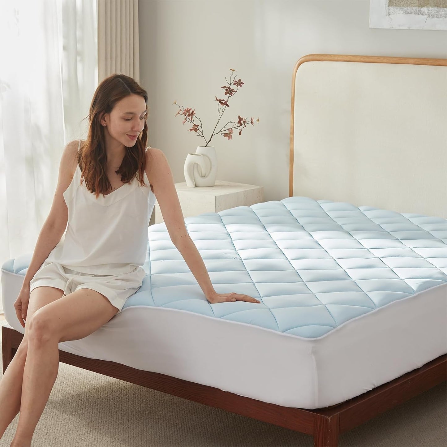 SureFit Queen Size Cooling Mattress Topper, 1/2 Inch Gel-Infused Memory Foam Mattress Pad, Breathable Ventilated Design, Light Soft Comfort for Hot Sleepers, Deep Pocket 8-20 Inch