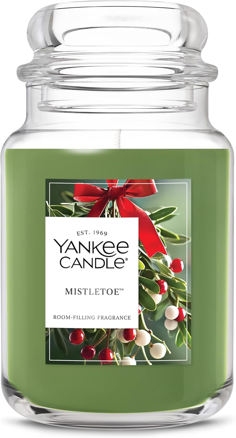 Yankee Candle Balsam & Cedar, Scented Candle, 22oz Large Jar with up to 150 Hour Burn Time, Giftable