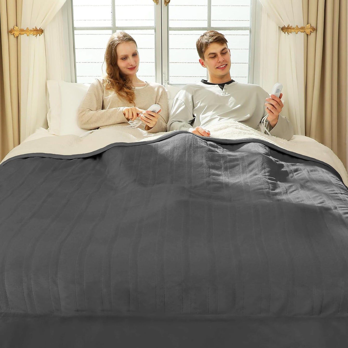 Heated Blanket Throw 50" x 60" - Soft Flannel Sherpa Electric Blanket Throw with 5 Heating Levels & 4 Hours Auto Off, Machine Washable, Ideal Gift for Grandma (Purple)
