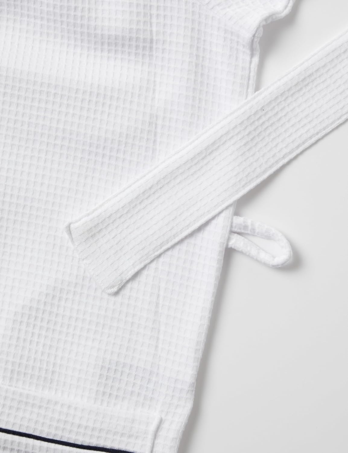 Amazon Essentials Men's Lightweight Cotton Waffle Bathrobe (Available in Big & Tall)