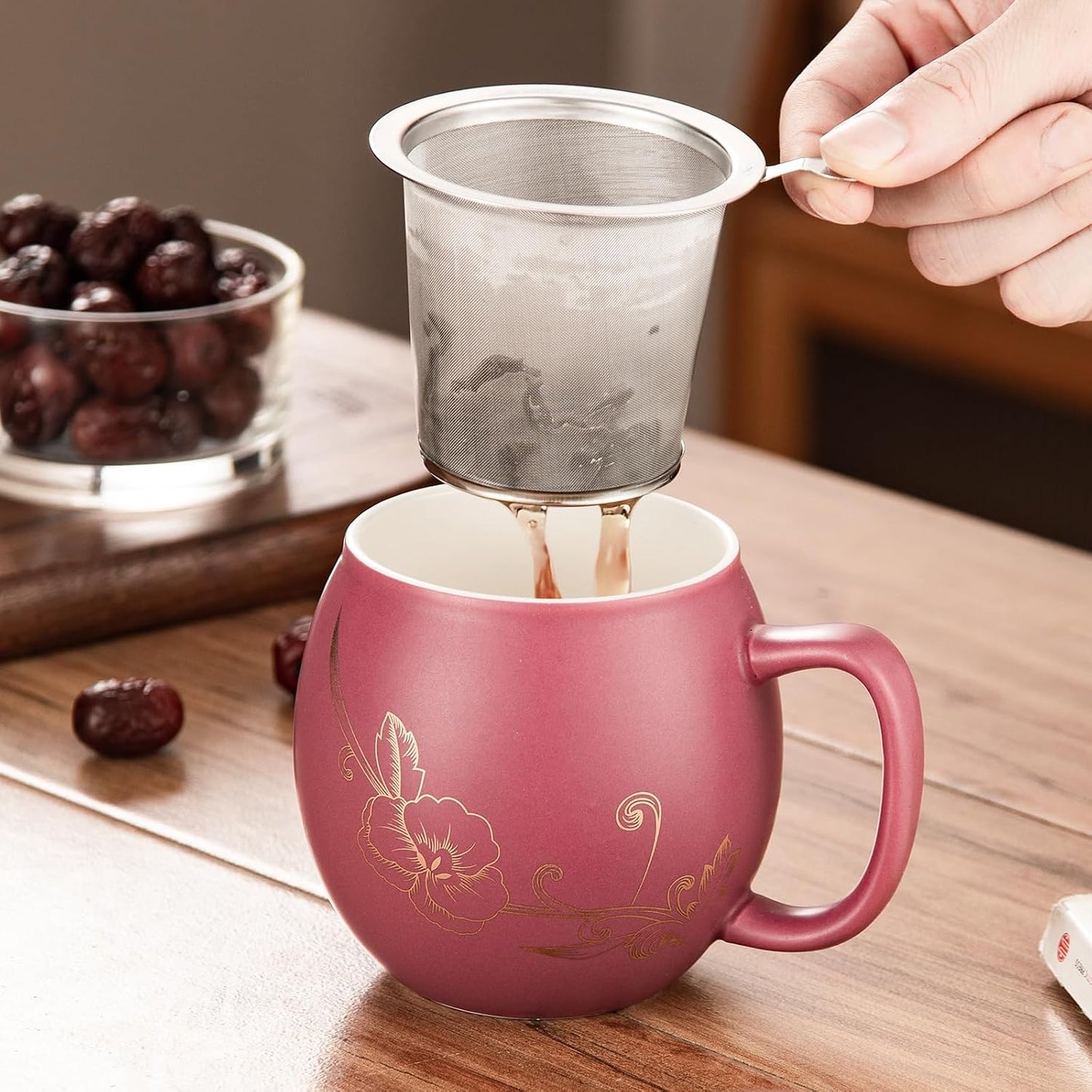 Yundu 12 OZ Matte Green Ceramics Teacup with Infuser and Lid, Mug with Lid for Steeping - Stainless Steel Infuser for Loose Leaf Tea, Home Office Gift for Tea Lovers