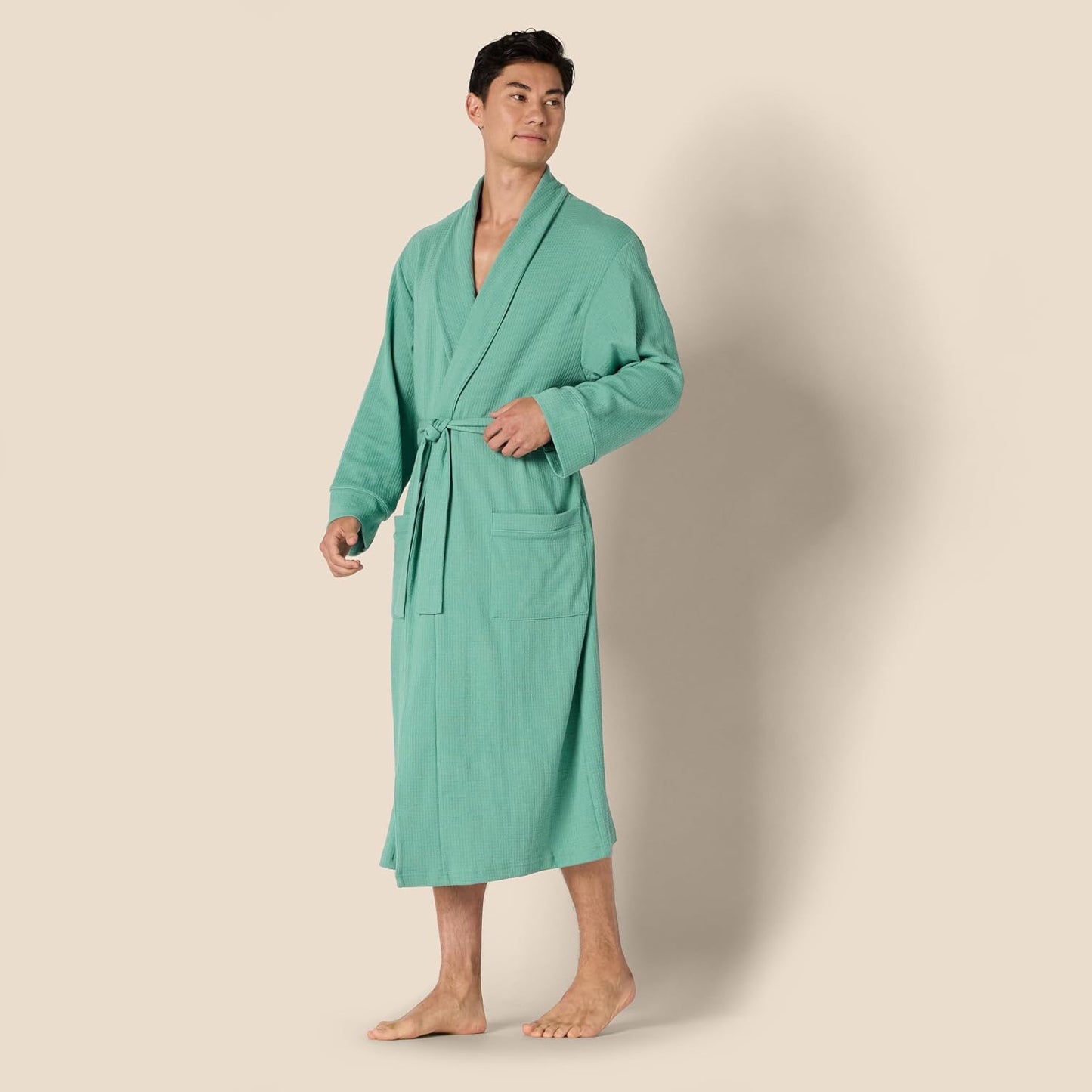 Amazon Essentials Men's Lightweight Cotton Waffle Bathrobe (Available in Big & Tall)