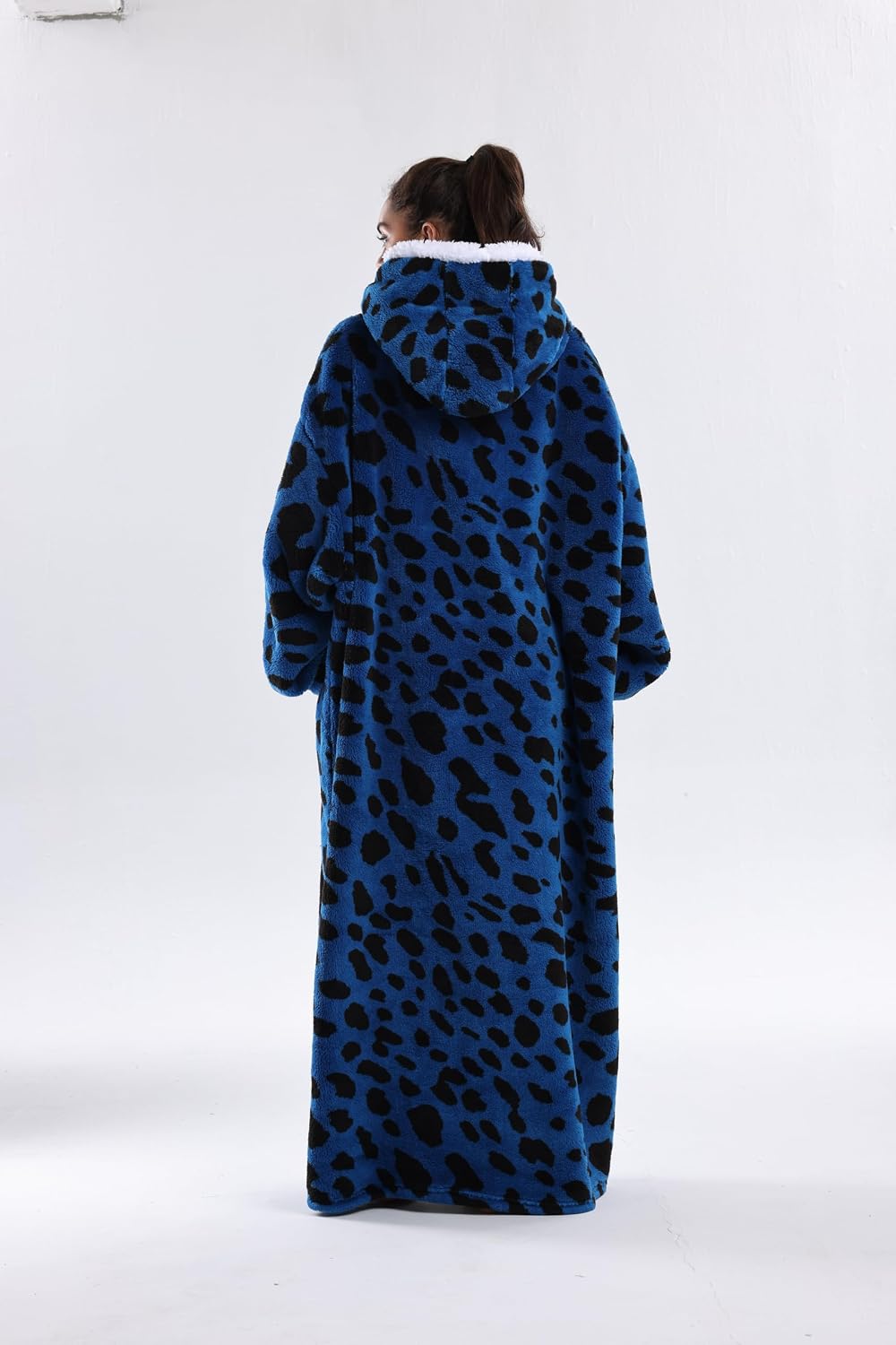 Capecage Blanket Hoodie, Long Hooded Blanket Sweatshirt as Birthday Gifts for Women Men, Long Wearable Blanket for Women Men.