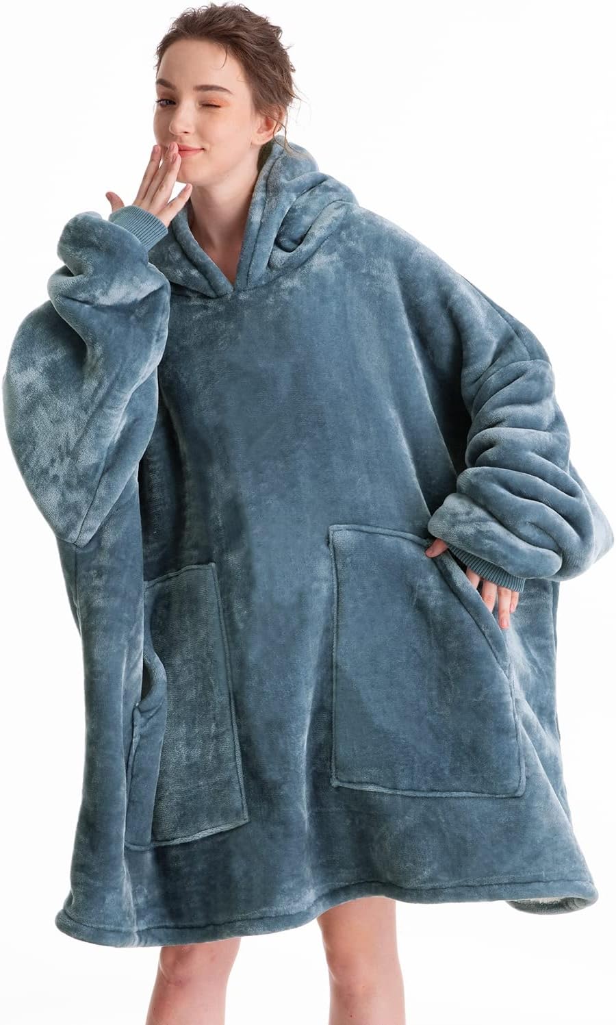 Aemicion Strawberry Blanket Hoodie,Oversized Sherpa Wearable Hooded Blanket,Warm Cozy Sweatshirt Gifts for Women Girls Adult