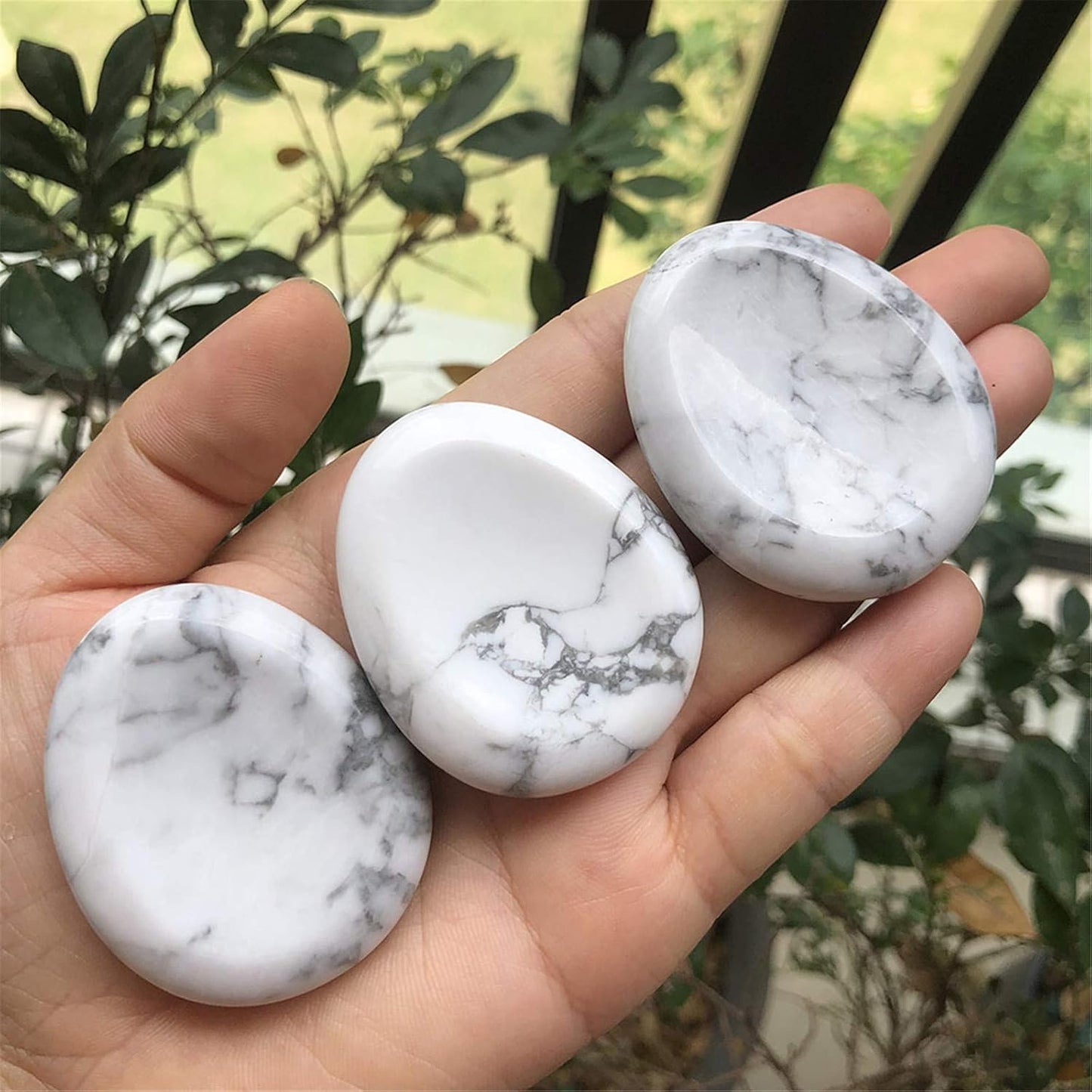 Fekuar Natural Moonstone Crystal Thumb Worry Stone, Hand Carved Healing Crystal Teardrop Pocket Worry Stones for Anxiety Stress Relief Meditation