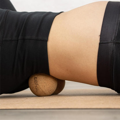 Myga - Cork Peanut Lacrosse Ball Muscle Roller Self Massager for Myofascial Release, Trigger Point Therapy and Deep Tissue Massage - 5.51" x 2.36"