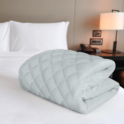 Quilted Fitted Mattress Pad, Queen Mattress Protector Topper with Deep Pocket Stretches up to 16 Inches, Machine Washable Mattress Cover by Utopia Bedding (White)