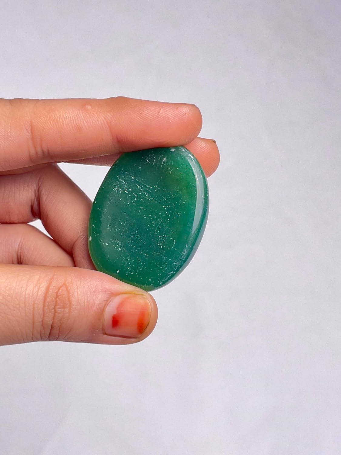 Natural Polished Thumb Palm Crystal for Meditation, Labradorite Worry Stone for Stress Relief, Anxiety Support & Pocket Reiki Healing
