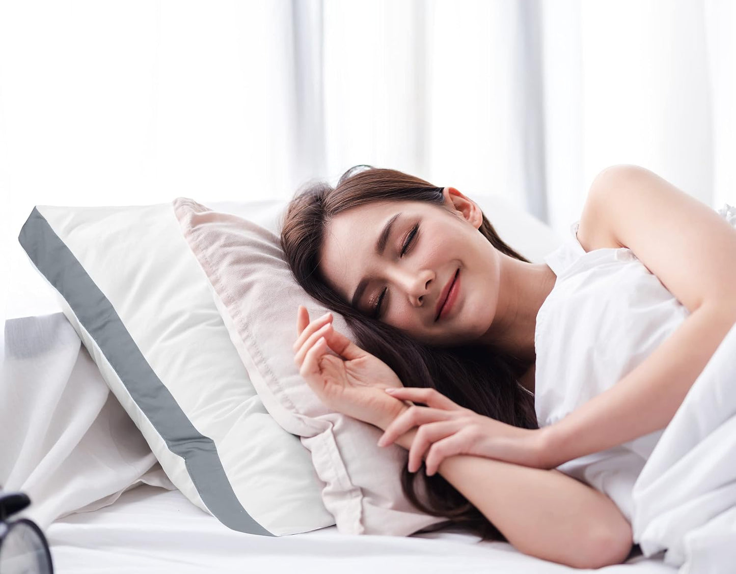 Utopia Bedding Down Alternative Bed Pillows for Sleeping Queen Size (White), Set of 2, Soft & Fluffy Pillow with Cooling, Hotel Quality, Gusseted Pillow for Back, Stomach or Side Sleepers