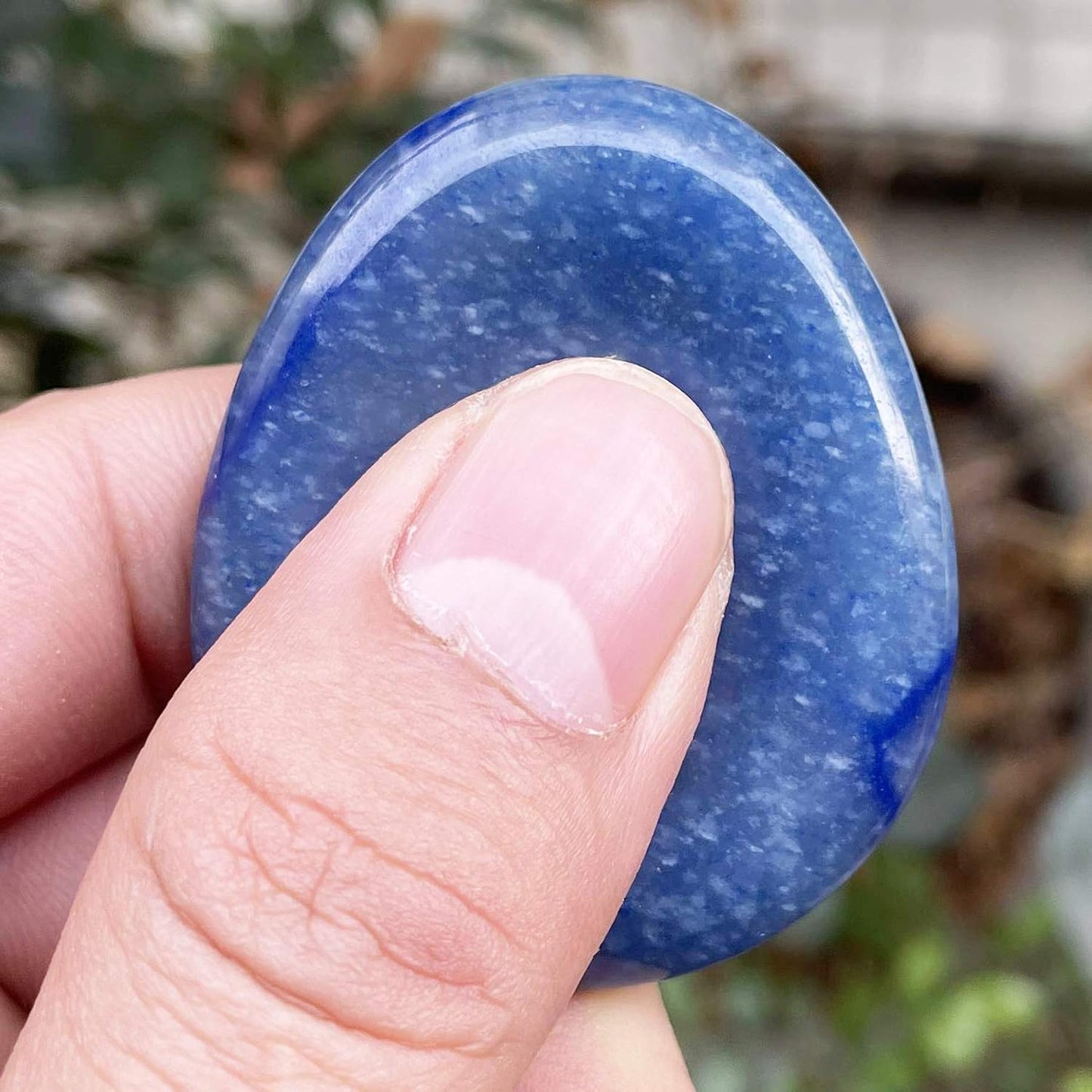 Fekuar Natural Moonstone Crystal Thumb Worry Stone, Hand Carved Healing Crystal Teardrop Pocket Worry Stones for Anxiety Stress Relief Meditation