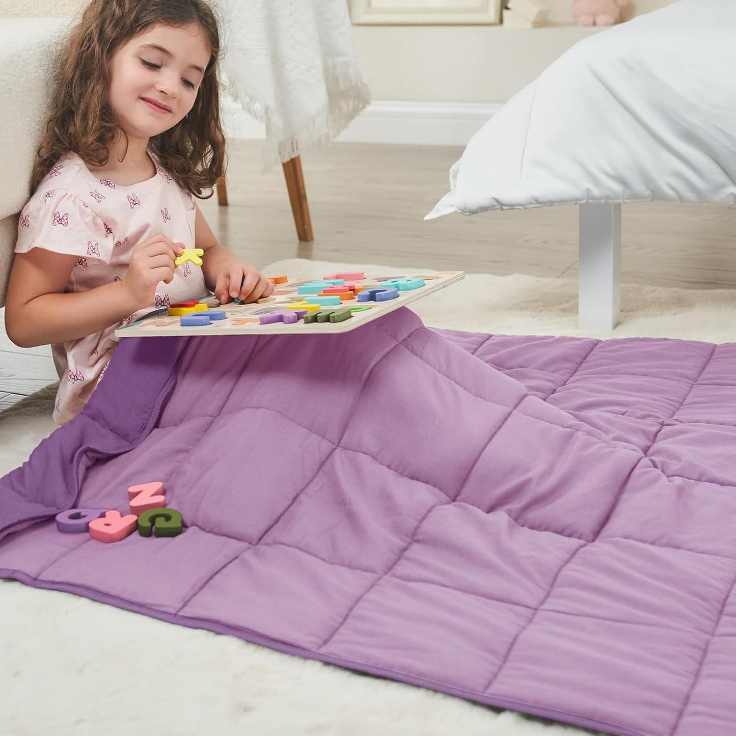 Weighted Lap Blanket for Adults 5lbs, 24"x29" Cooling Heavy Throw Blanket, Portable Travel Weighted Blankets, Soft Small Blankets Gift for Sleeping, Navy Blue