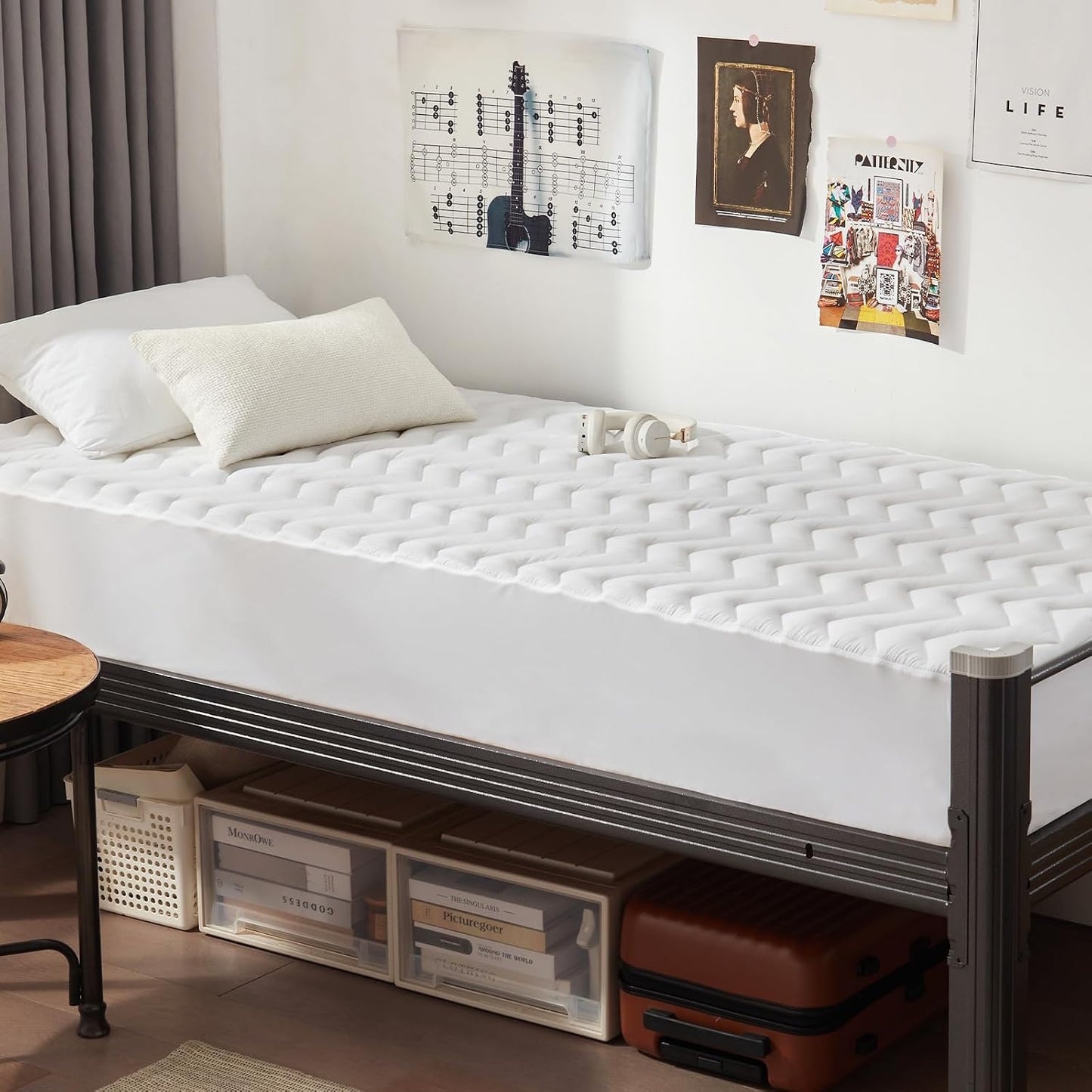 UNILIBRA Queen Mattress Protector Waterproof, Deep Pocket Mattress Pad Cover Fits to 6''-21'', Breathable Hollow Cotton Filling Quilted Mattress Protector for Queen Size