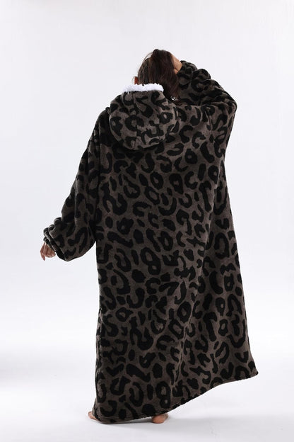 Capecage Blanket Hoodie, Long Hooded Blanket Sweatshirt as Birthday Gifts for Women Men, Long Wearable Blanket for Women Men.