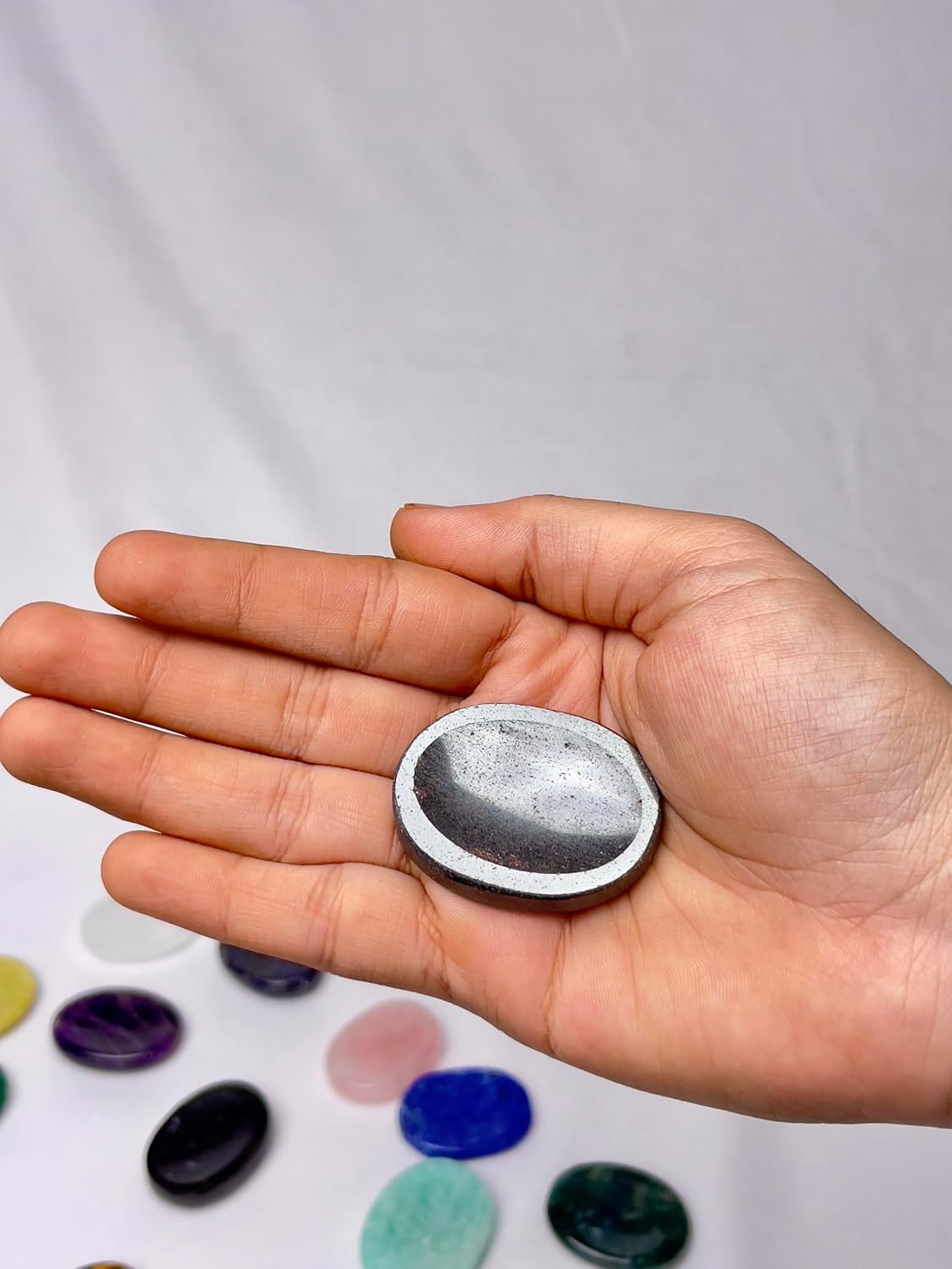 Natural Polished Thumb Palm Crystal for Meditation, Labradorite Worry Stone for Stress Relief, Anxiety Support & Pocket Reiki Healing