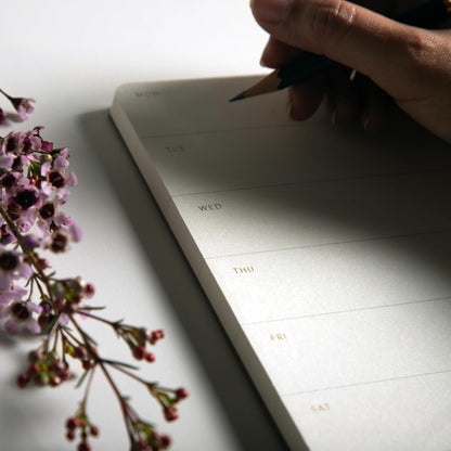 Daily Planner Notepad, A4, 52 Sheets, Undated,Time Blocking,Hourly Schedule