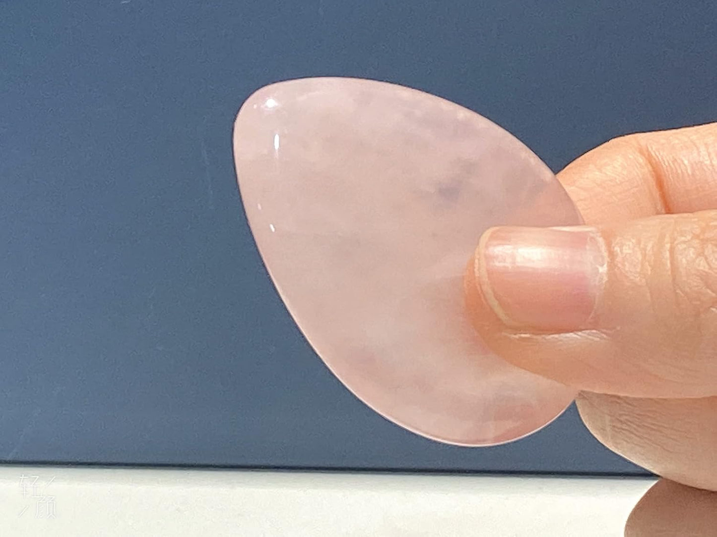 YATOJUZI Thumb Worry Stones for Anxiety Stress Relief Items Healing Crystals Natural Amethyst Rose Quartz Crystal Palm Pocket Stone Gemstones Meditation Reiki Spiritual Gifts for Women Men 2PCS