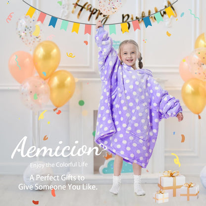 Aemicion Strawberry Blanket Hoodie,Oversized Sherpa Wearable Hooded Blanket,Warm Cozy Sweatshirt Gifts for Women Girls Adult