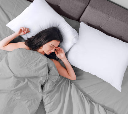 Set of 4 Pillow Protectors with Zipper Standard Size, Bed Bug and Dust Mite Proof Pillow Covers, Ultra Soft Pillow Encasements, Moisture Wicking and Waterproof Pillow Cases by Utopia Bedding (White)