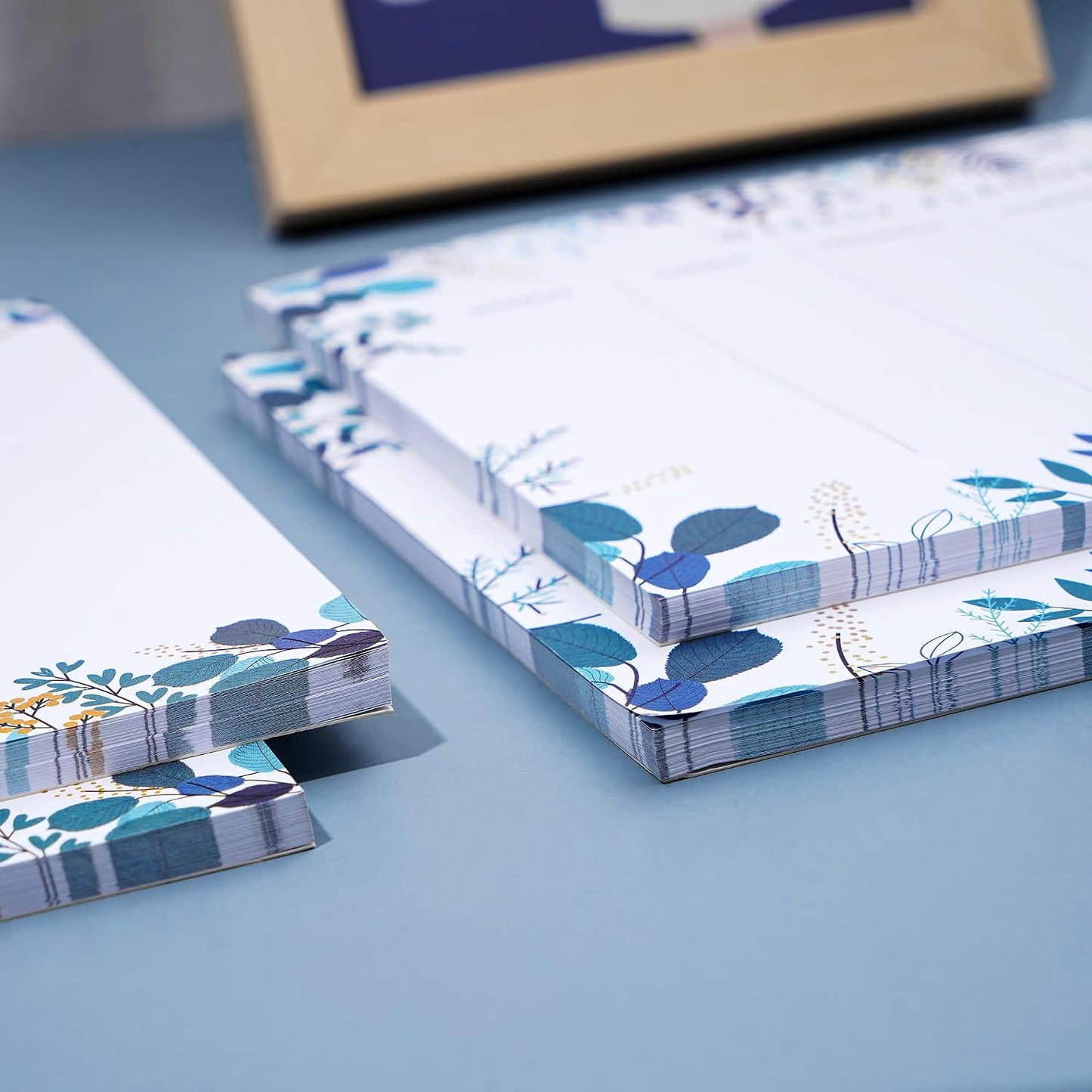 Weekly Planner Notepad Tear Off Set of 2 Weekly Calendar Pad 52 Undated To Do List Notepad Sheets Desk Planner Planning Pads Productivity Tracker for Work Goals Notes Schedule Ideas, Floral Blue