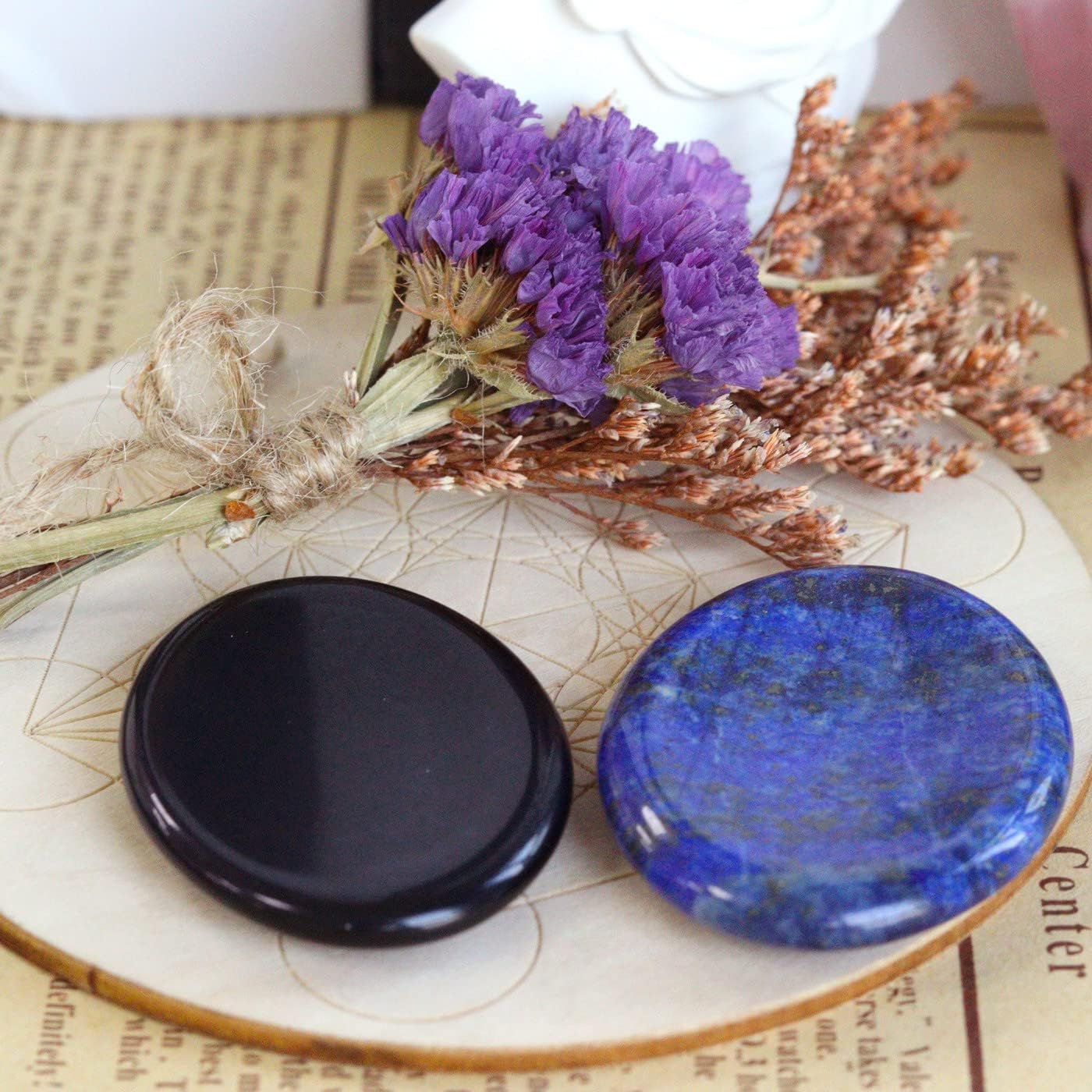 YATOJUZI Thumb Worry Stones for Anxiety Stress Relief Items Healing Crystals Natural Amethyst Rose Quartz Crystal Palm Pocket Stone Gemstones Meditation Reiki Spiritual Gifts for Women Men 2PCS
