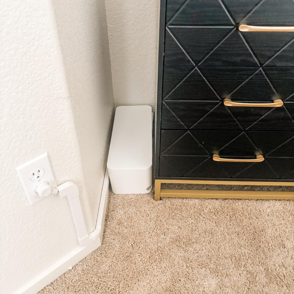 ZhiYo 2 Pack Cable Management Box, Medium & XL, Power Strip Organizer Black
