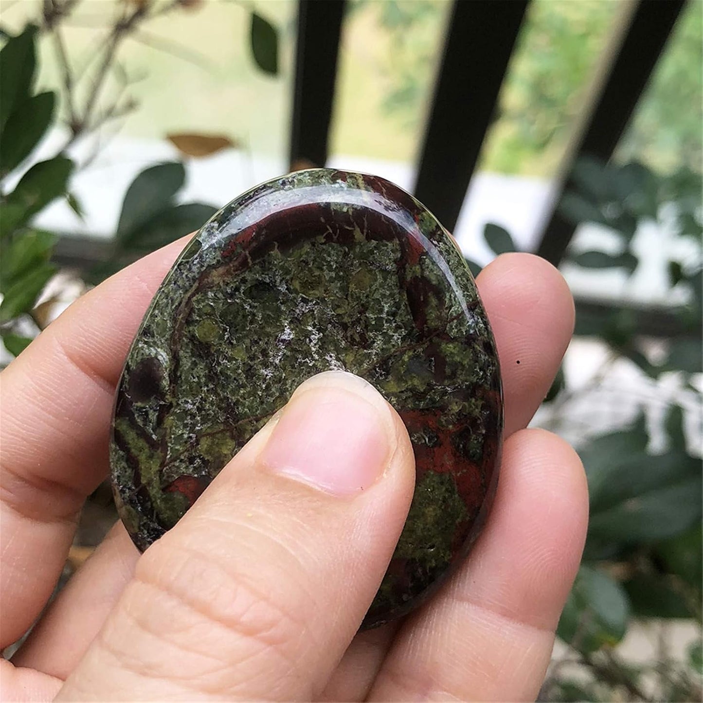 Fekuar Natural Moonstone Crystal Thumb Worry Stone, Hand Carved Healing Crystal Teardrop Pocket Worry Stones for Anxiety Stress Relief Meditation
