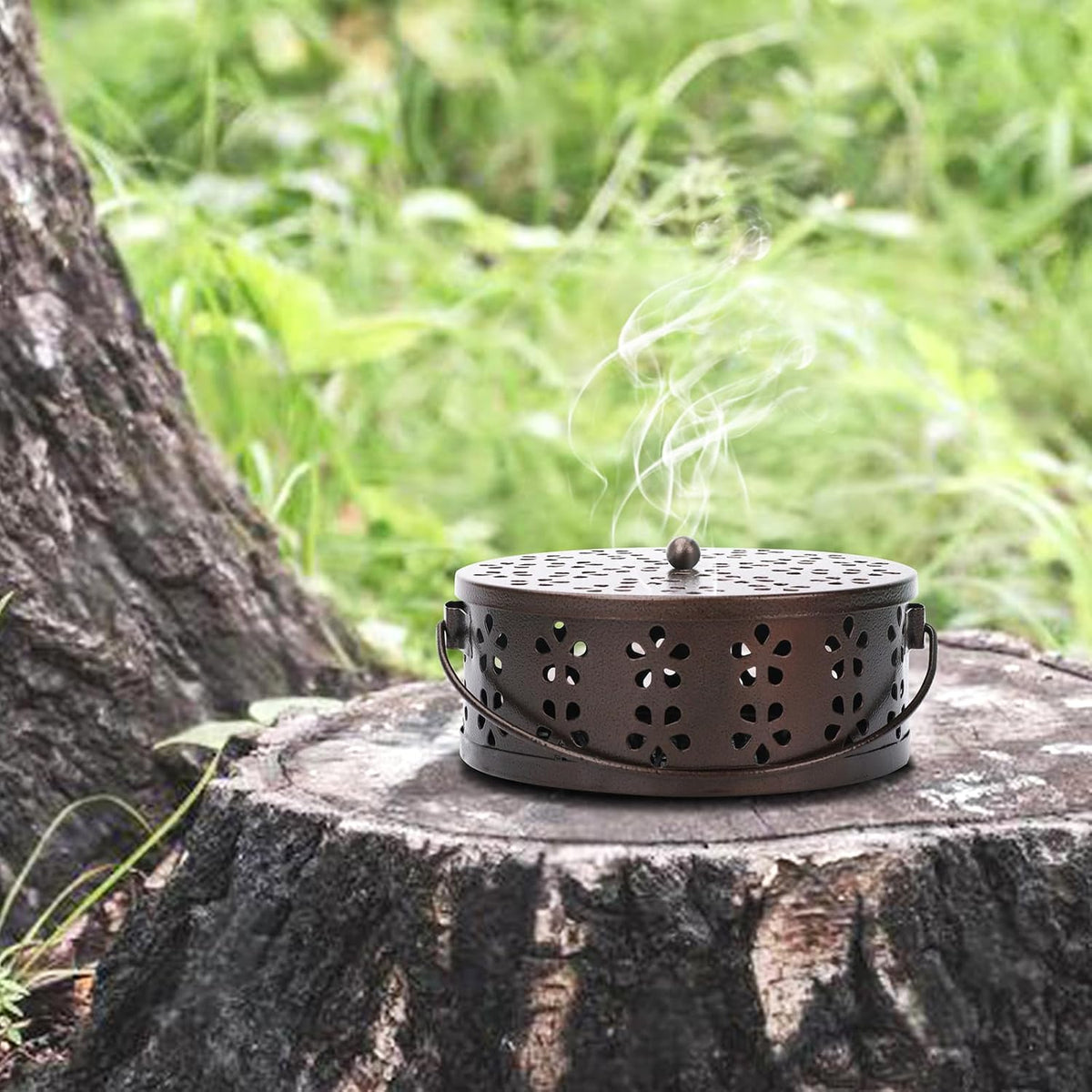 2 Pack Mosquito Spiral Coil Holder Outdoor Hanging Coil Incense Holder with Lid and Handle Citronella Incense Coil Holder (Bronze/Bronze)