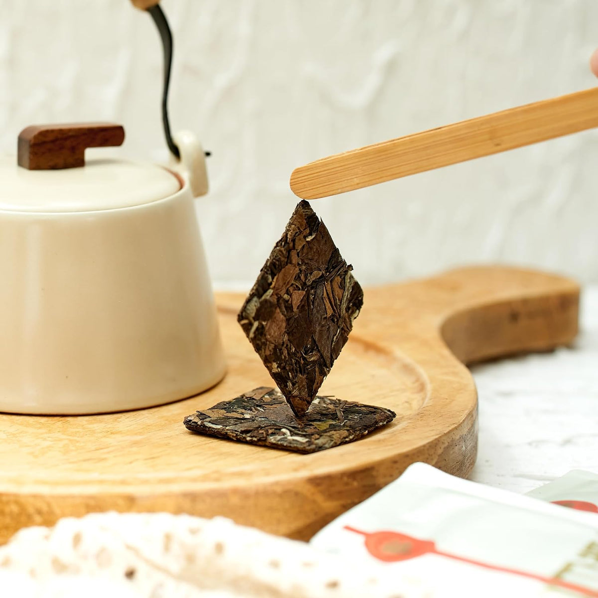 ChaWuWarmSun-[B] Aged ShouMei White Tea Flaky - 20 Individual Packs