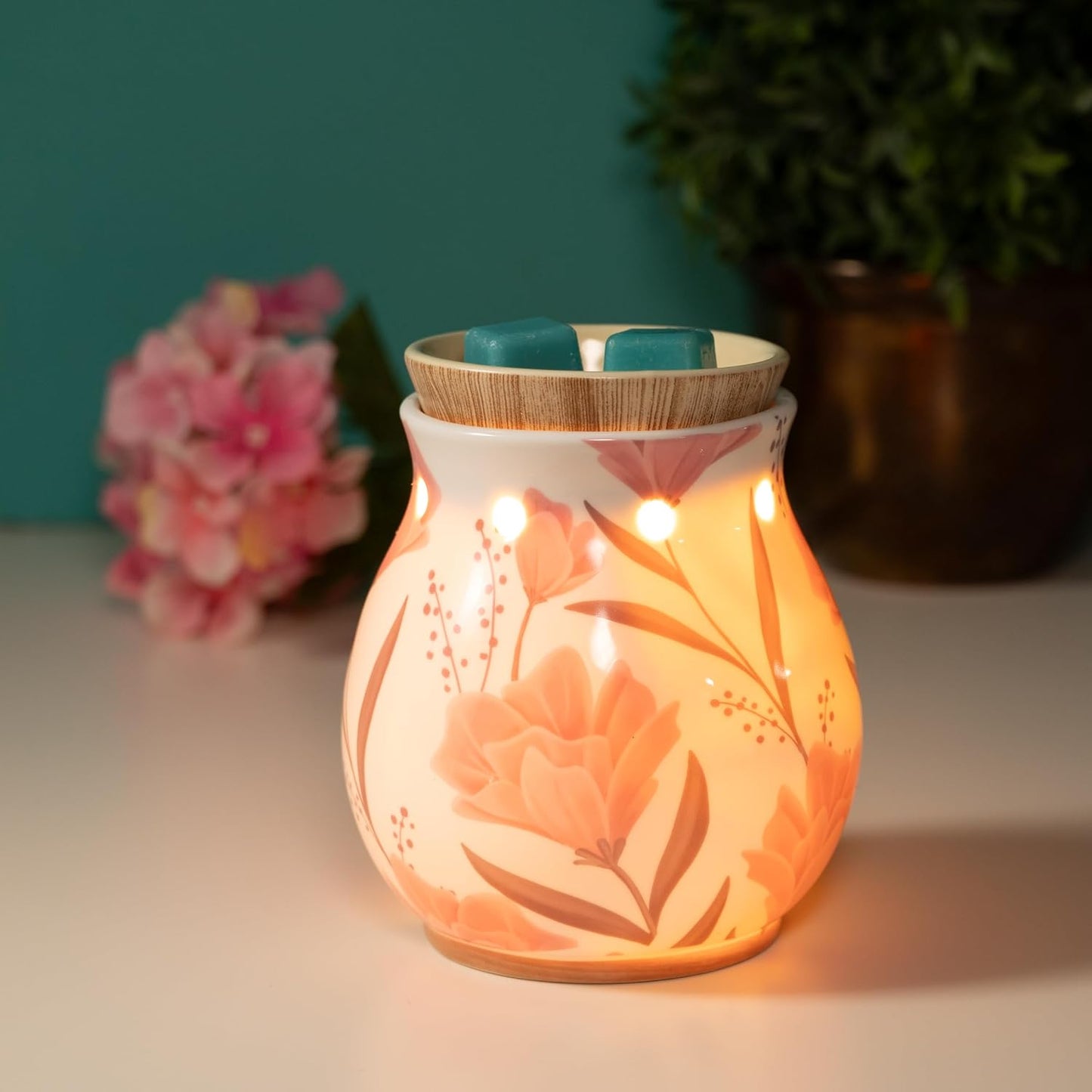 Scentsationals Wax Melt Warmer, Wax Warmer for Scented Wax Melts - Kristy - Candle Wax Melter for Fragrance Cubes and Tarts