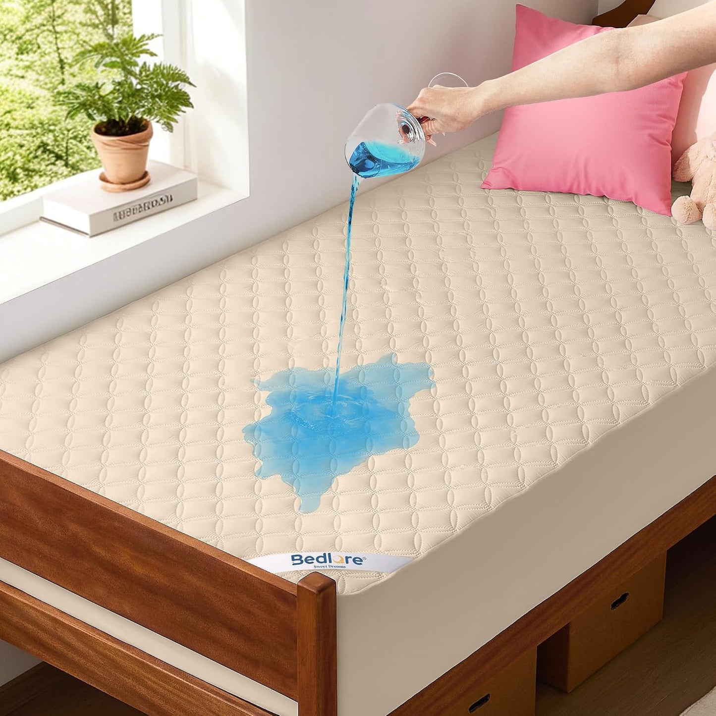 BEDLORE Waterproof Mattress Protector, Noiseless King Size Mattress Pad with Deep Pocket Fitted Up to 6-18 inches, Soft Breathable Dirt-Proof Bed Mattress Cover Washable for Bedroom, Hotel (Gray)