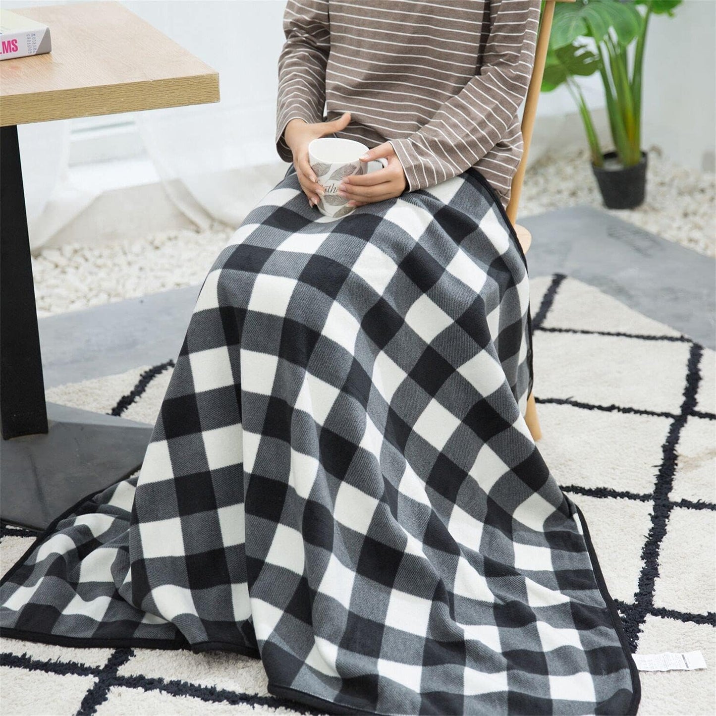 forestfish Fleece Wearable Blanket, Plaid Lap Blanket Comfy Poncho Throw with Buttons for Bed Sofa Office, Grey-White