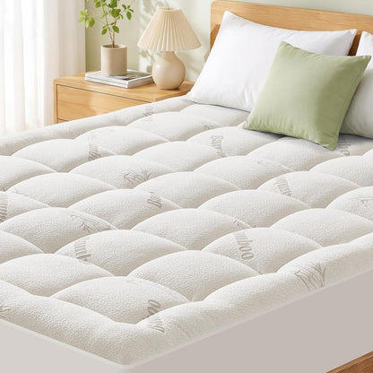 Mattress Pad Queen Size, Cooling Pillow Top Mattress Topper, Ultra Soft Viscose Made from Bamboo, Breathable for Hot Sleepers, Deep Pocket 8"-20", Green