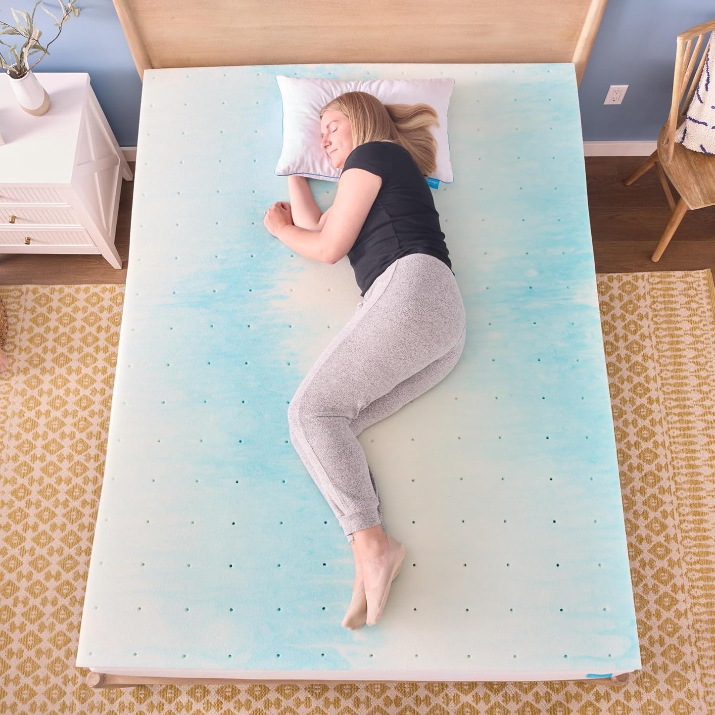 Linenspa Memory Foam Mattress Topper, Queen Size - 2 Inch Gel Infused Memory Foam - Plush Feel - Cooling and Pressure Relieving - CertiPUR Certified