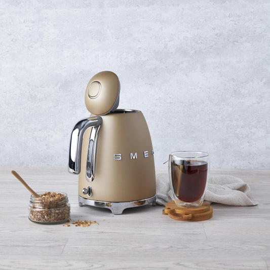SMEG KLF03 Electric Kettle 1.7L (7 Cup), Retro Hot Water Boiler for Tea & Coffee, Fast Boiling, Auto Shut-Off, Soft Open Lid, 360° Swivel Base Countertop Kettle – Matte Champagne