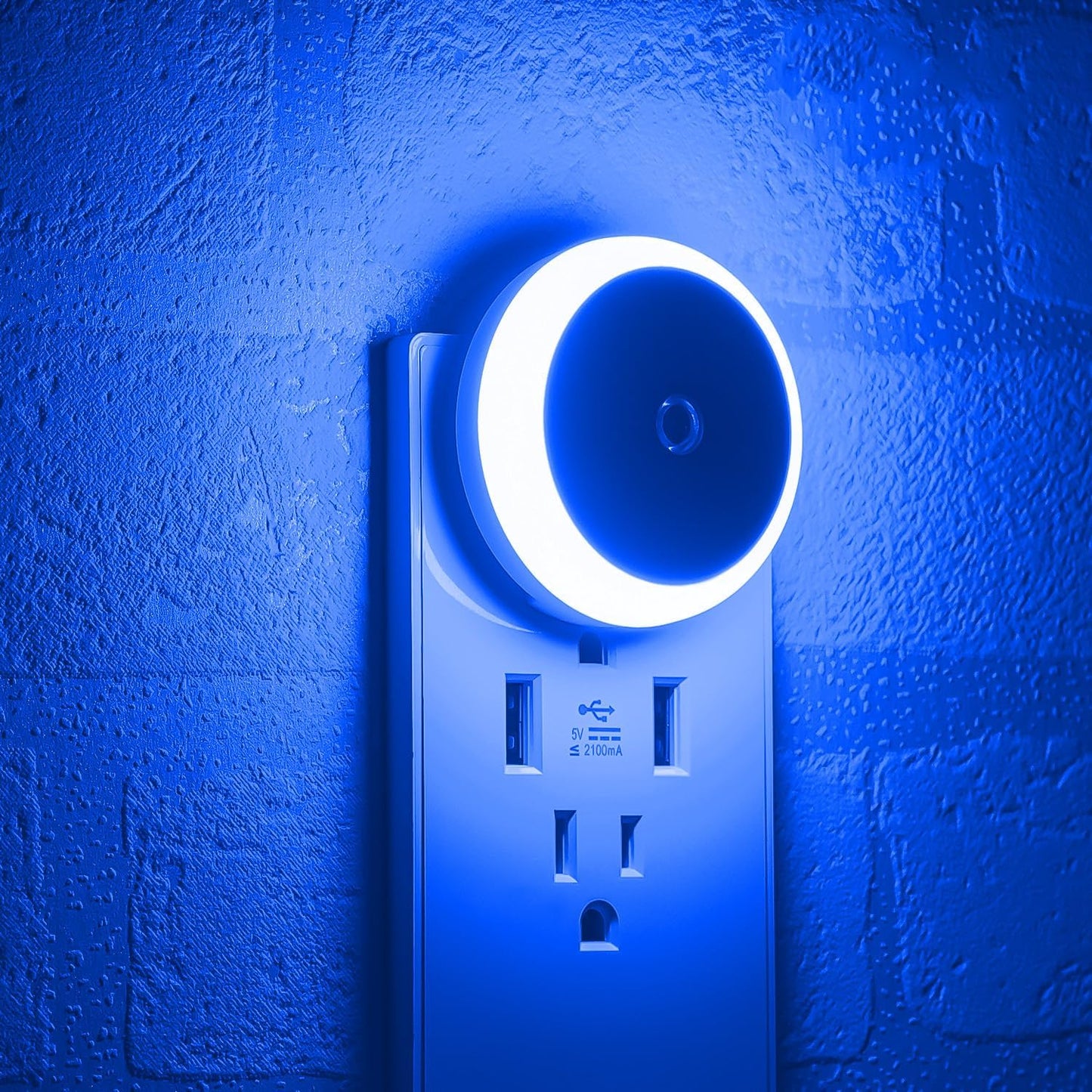 Amber Night Light Plug in, Dusk to Dawn Sensor, Blue Light Blocking, Automatic Nightlight, Energy Efficient, 2 Pack LED Night Lights Plug into Wall, for Bathroom, Bedroom, Kitchen, Hallway, Stairway