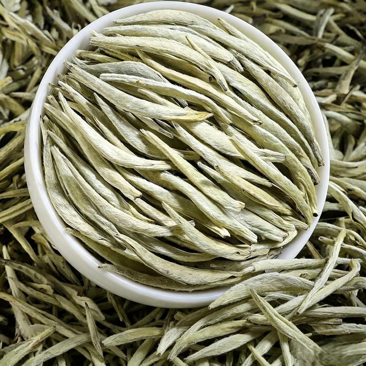 NASLAPH Silver Needle White Tea, 3.53 Oz Loose Leaf White Tea with Premium Craft, Yunnan Bai Hao Yin Zhen, Refreshing Chinese White Silver Tip Tea Leaves Perfect for Cold Brewing