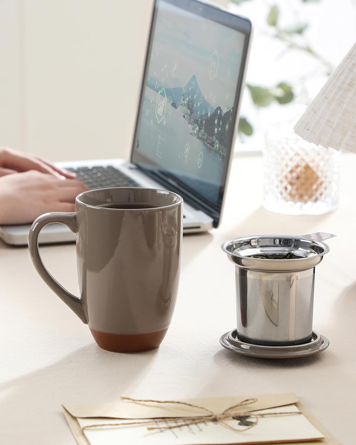 MALACASA Ceramic Tea Mug with Lid and Stainless Steel Infuser, 18 oz Large Tea Cup for Loose Leaf Tea, Heat-Resistant, Microwave & Dishwasher Safe, Speckled Glaze Coffee & Tea Brewer Mug, Khaki White
