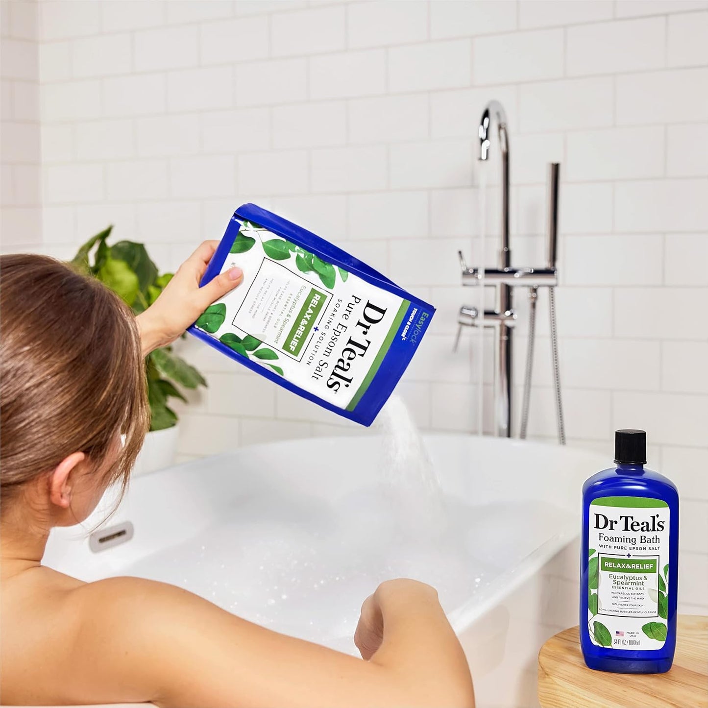 Dr Teal's Epsom Salt Magnesium Soak, Relax & Relief with Eucalyptus & Spearmint Essential Oils, 3 lbs