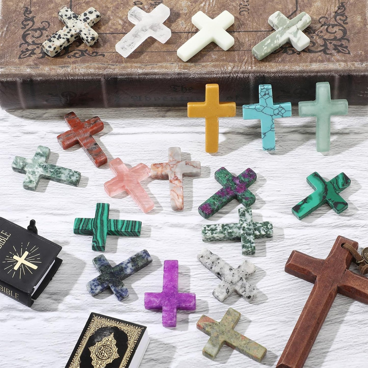 Nuenen 50 Pcs Cross Charm for Women Man Celebration Grad Decor Crystal Pocket Cross Necklace Natural Worry Stone Gift for Jewelry Making Craft Festival Decor(0.71 x 0.98 x 0.24 Inch,Fresh)