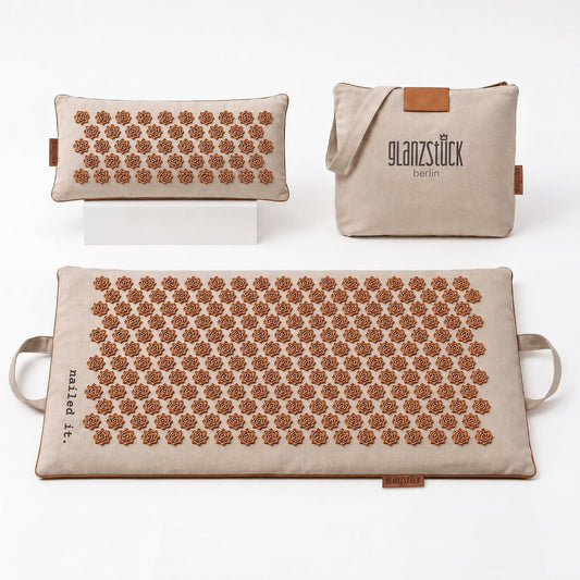Glanzstück Berlin® Acupressure Mat and Pillow Set Original - 6,850 Flower Tips for Balanced Stimulation, Linen Cover, Coconut Fiber Fill, Carry Bag - 28" x 16.5" Massage Mat for Back, Neck & Feet