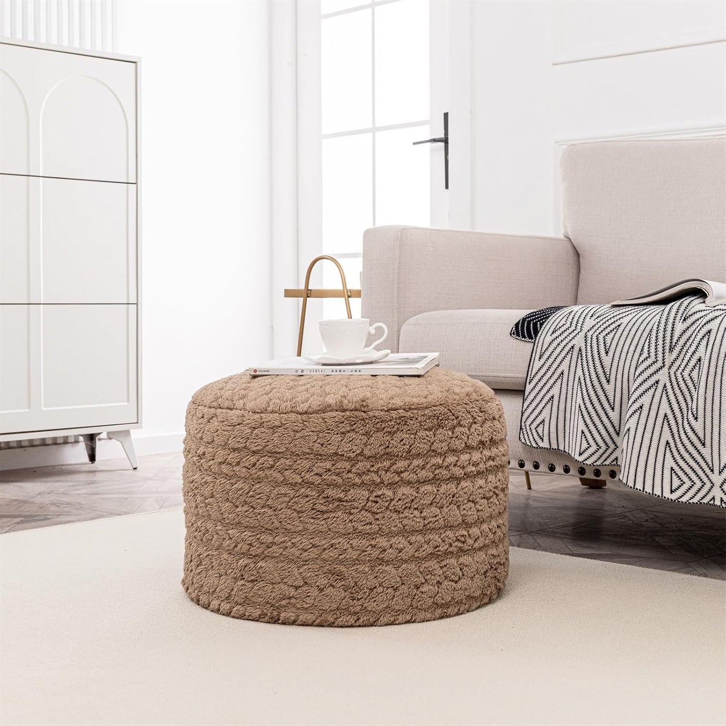 Round Pouf Ottoman 20 x 20 x 14 Inches Boho Poof Home Decor Floor Pouffe Ottoman Foot Rest for Couch Sofa Bean Bag Chairs Living Room Bedroom (Green)