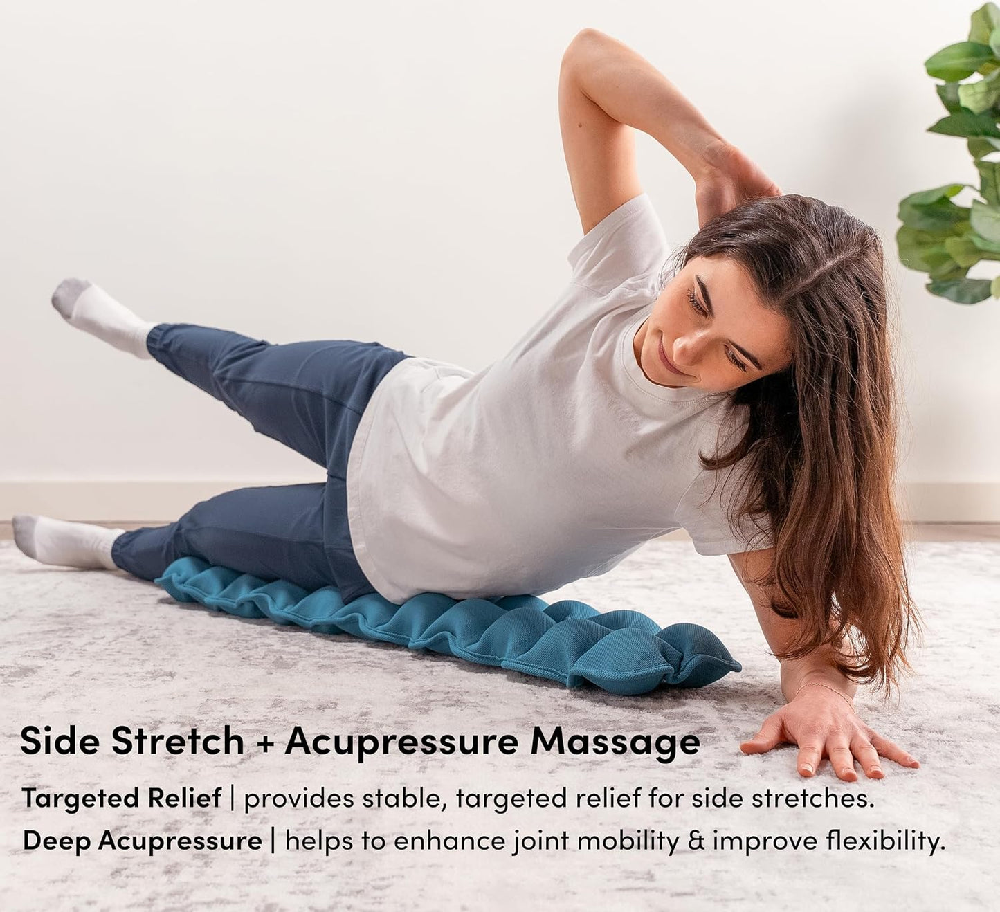 Halo Spine Stretcher for Back Pain Relief, Full Back Decompression, Upper and Lower Back Stretcher, Spine Alignment, and Deep Tissue Acupressure Therapy with 24 Massage Balls