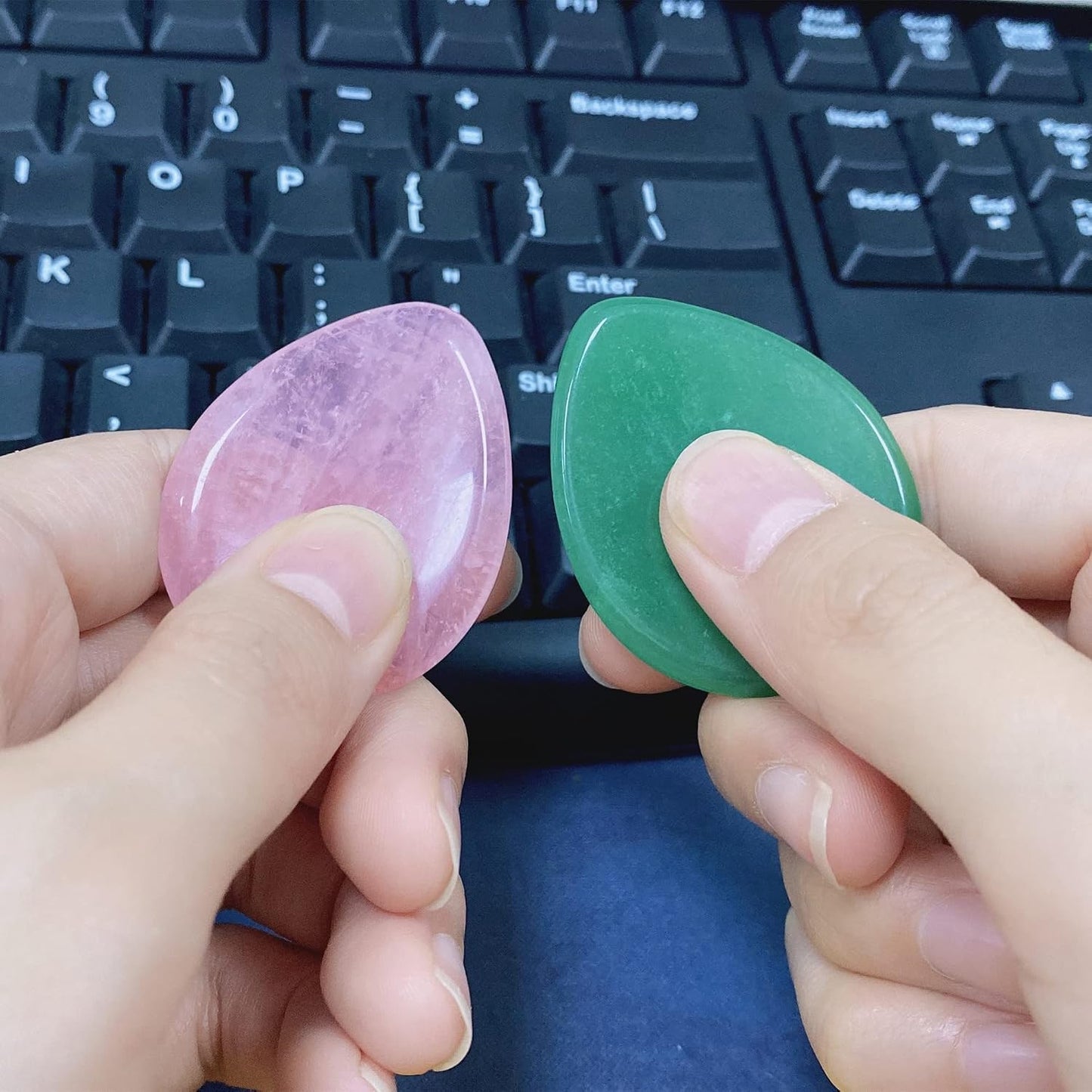 2PCS Worry Stone for Anxiety Tigers Eye Amethyst Healing Crystals Hand Thumb Stones Pocket Gemstones Meditation Accessories Oval Crystal Natural Relax Palm Stone Anxiety Relief Items Stocking Stuffers