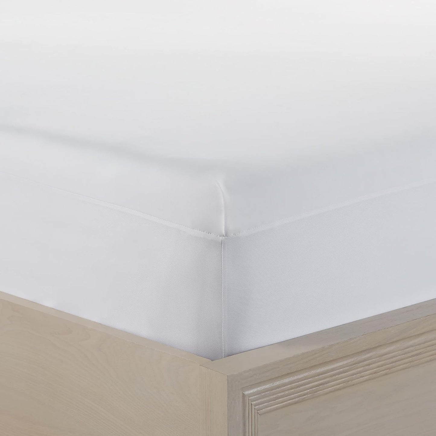 Serta Power Chill Queen Size Waterproof Mattress Cover, Soft and Breathable Cooling Mattress Protector, 15" Elastic Deep Pocket for Secure Fit, White