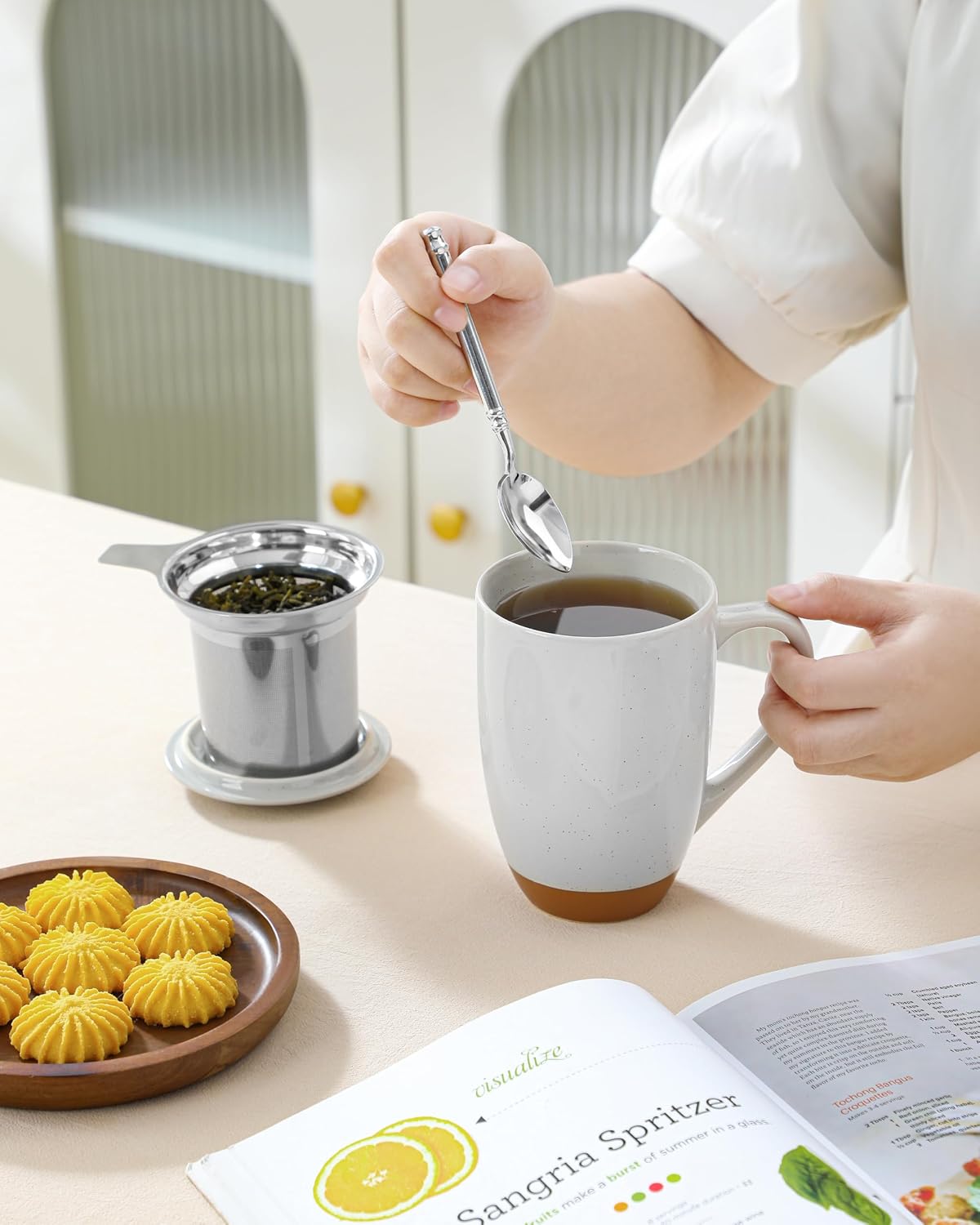 MALACASA Ceramic Tea Mug with Lid and Stainless Steel Infuser, 18 oz Large Tea Cup for Loose Leaf Tea, Heat-Resistant, Microwave & Dishwasher Safe, Speckled Glaze Coffee & Tea Brewer Mug, Khaki White