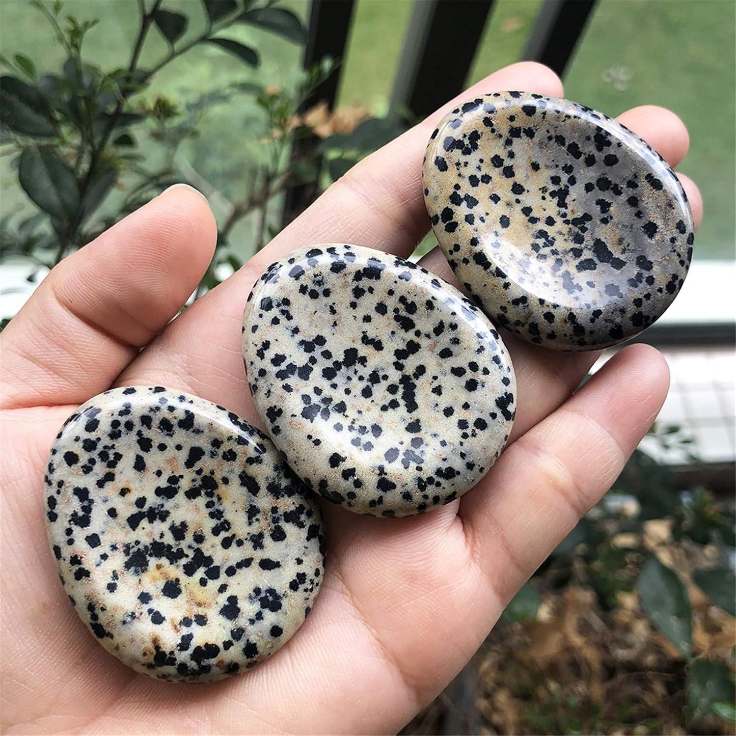 Fekuar Natural Moonstone Crystal Thumb Worry Stone, Hand Carved Healing Crystal Teardrop Pocket Worry Stones for Anxiety Stress Relief Meditation
